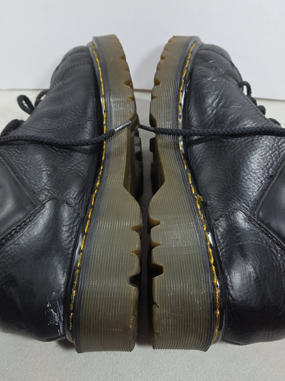 Vintage Dr. Martens Black Leather Lace-Up Oxford Shoes
